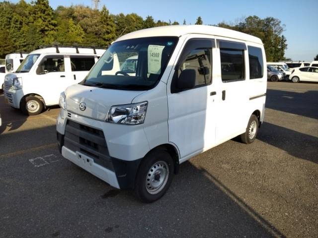 14568 DAIHATSU HIJET VAN S331V 2018 г. (LUM Tokyo Nyusatsu)